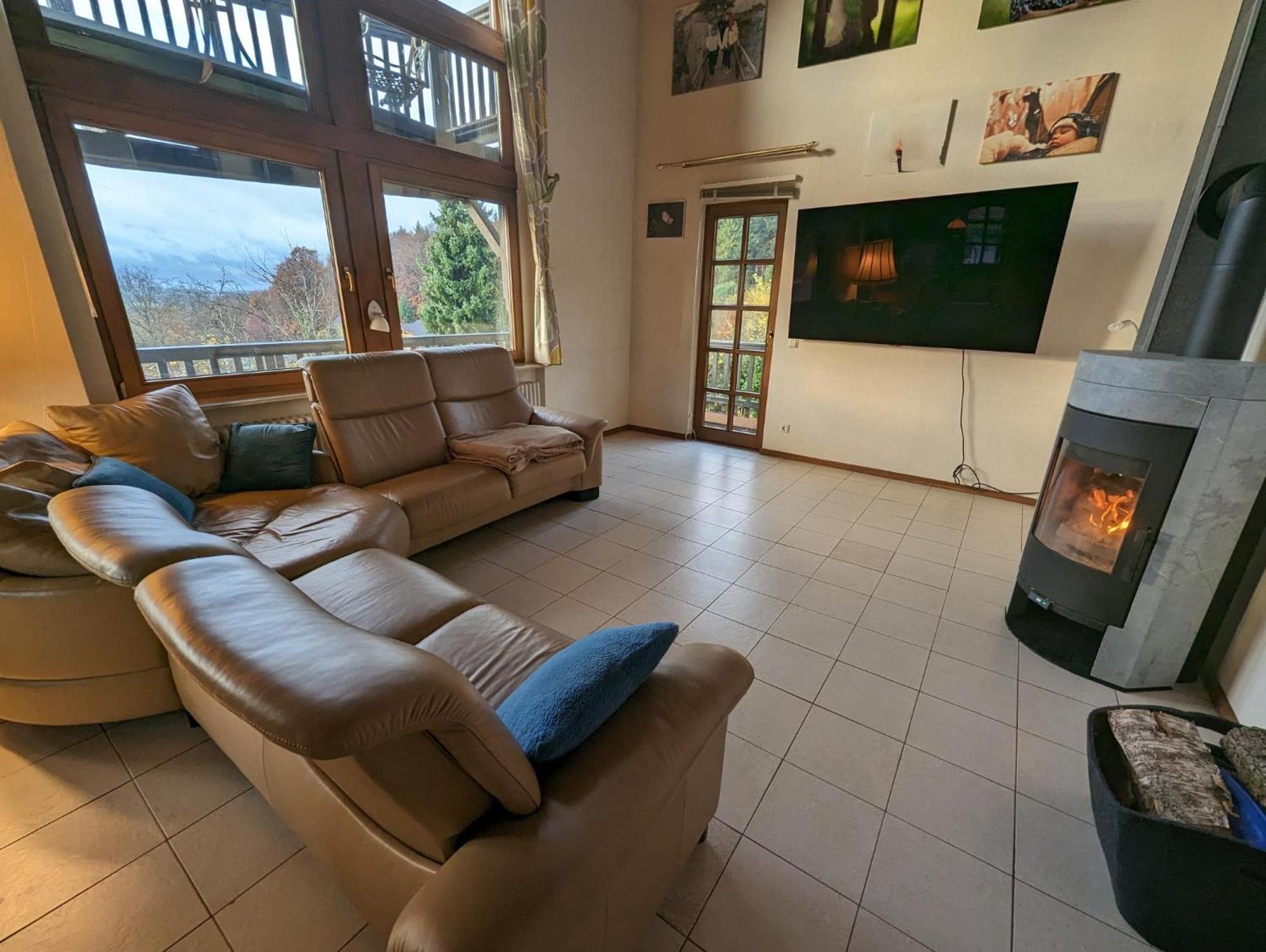 Sonnige Aussicht Villa Losheim Dış mekan fotoğraf