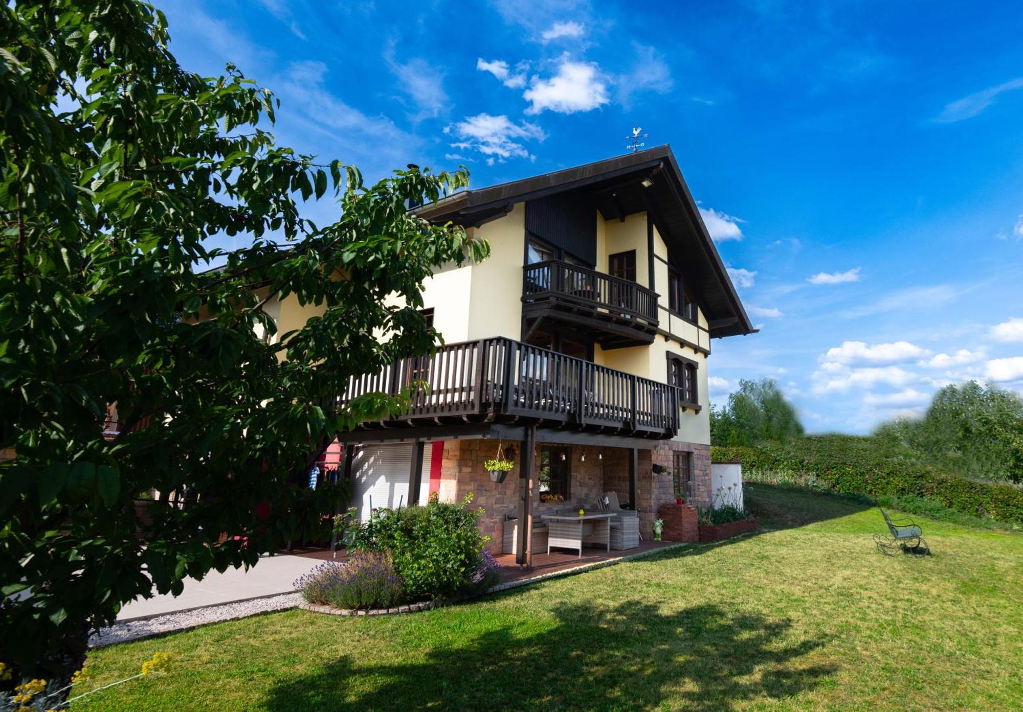 Sonnige Aussicht Villa Losheim Dış mekan fotoğraf